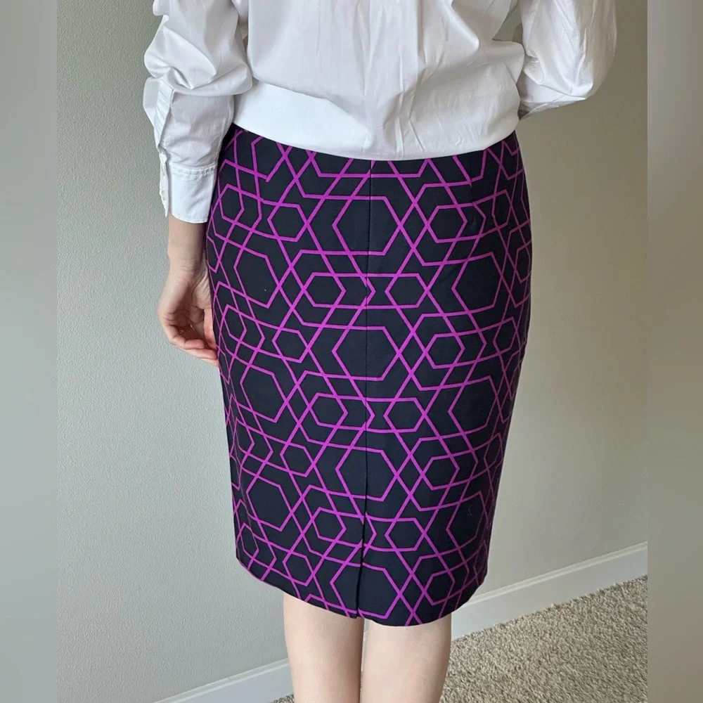 Elegant J. Crew Wool+Silk Geometric Print Pencil Skirt - 4 (S,M)